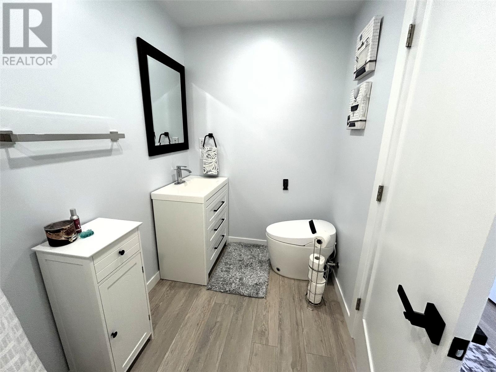Main Bathroom - 39 Main Road, Piccadilly, NL