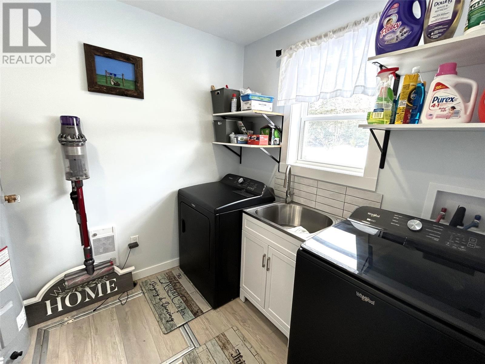 Laundry Room - 39 Main Road, Piccadilly, NL