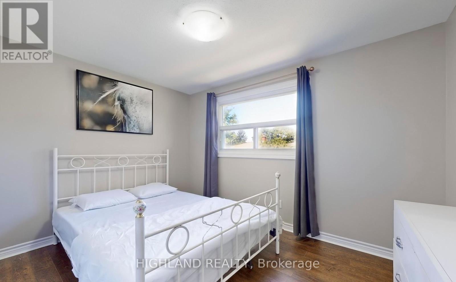 1139 Shadeland Drive, Mississauga, ON - Indoor Photo Showing Bedroom