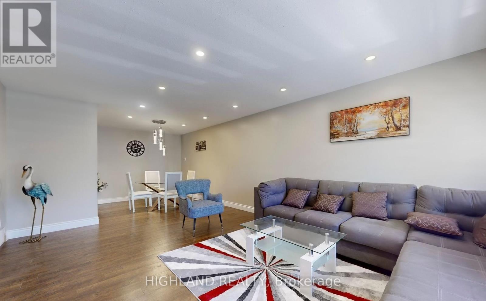 1139 Shadeland Drive, Mississauga, ON - Indoor Photo Showing Living Room
