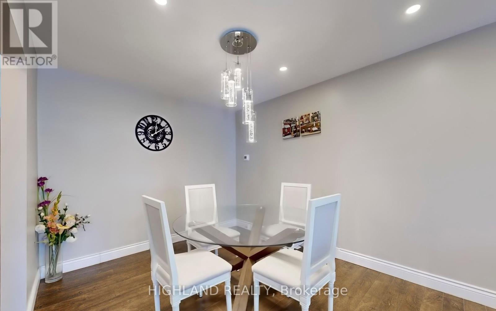 1139 Shadeland Drive, Mississauga, ON - Indoor Photo Showing Dining Room