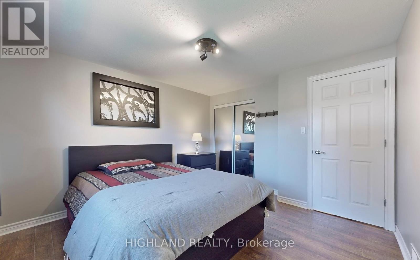 1139 Shadeland Drive, Mississauga, ON - Indoor Photo Showing Bedroom