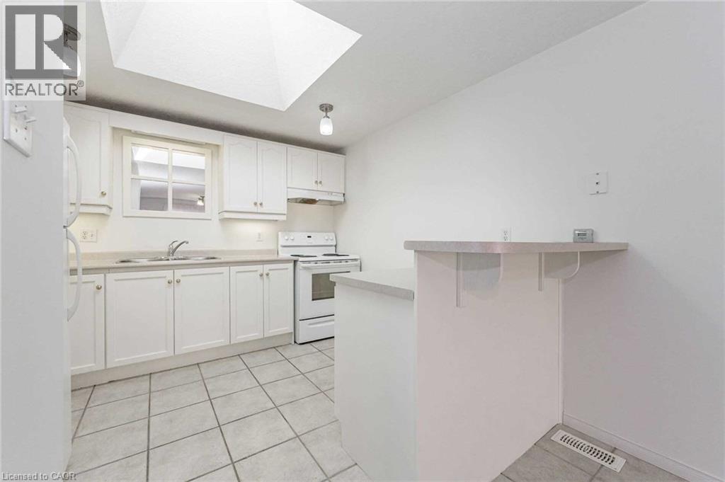 51 Boulder Crescent Unit# Upper, Guelph, ON - Indoor Photo Showing Kitchen