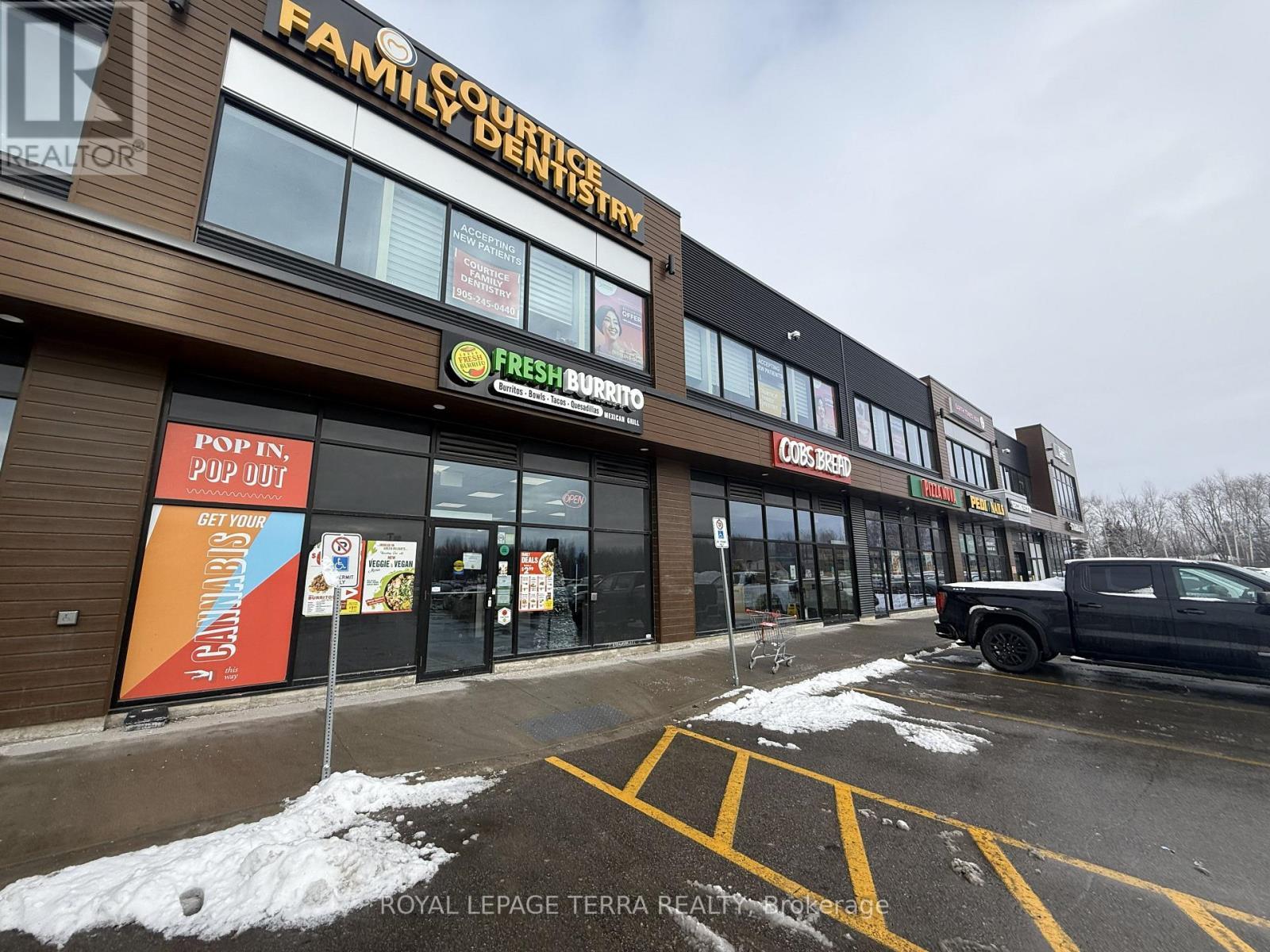 103 - 1635 Durham Regional Highway 2 Highway, Clarington, ON