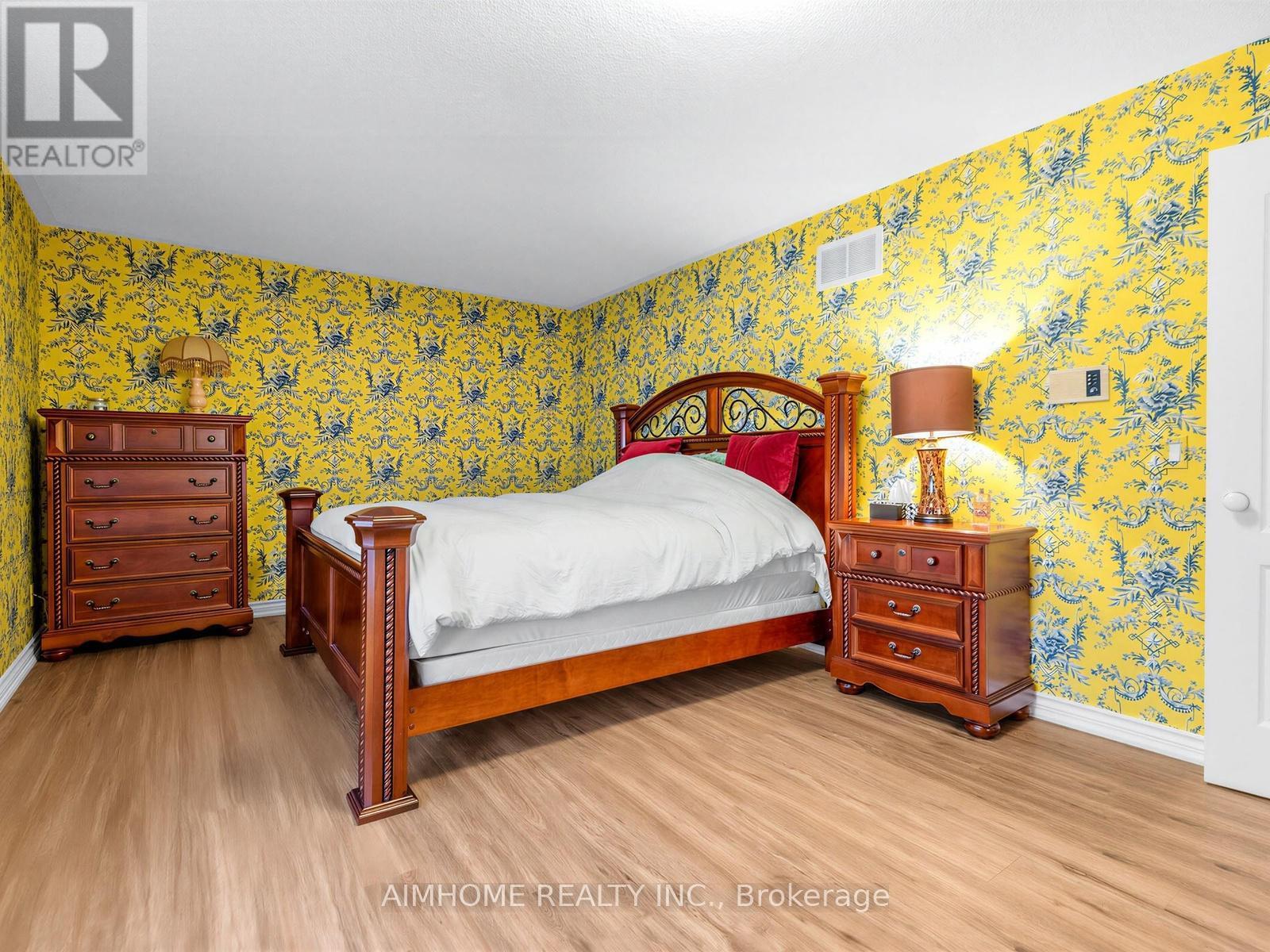 92 Braeside Square, Markham, ON - Indoor Photo Showing Bedroom