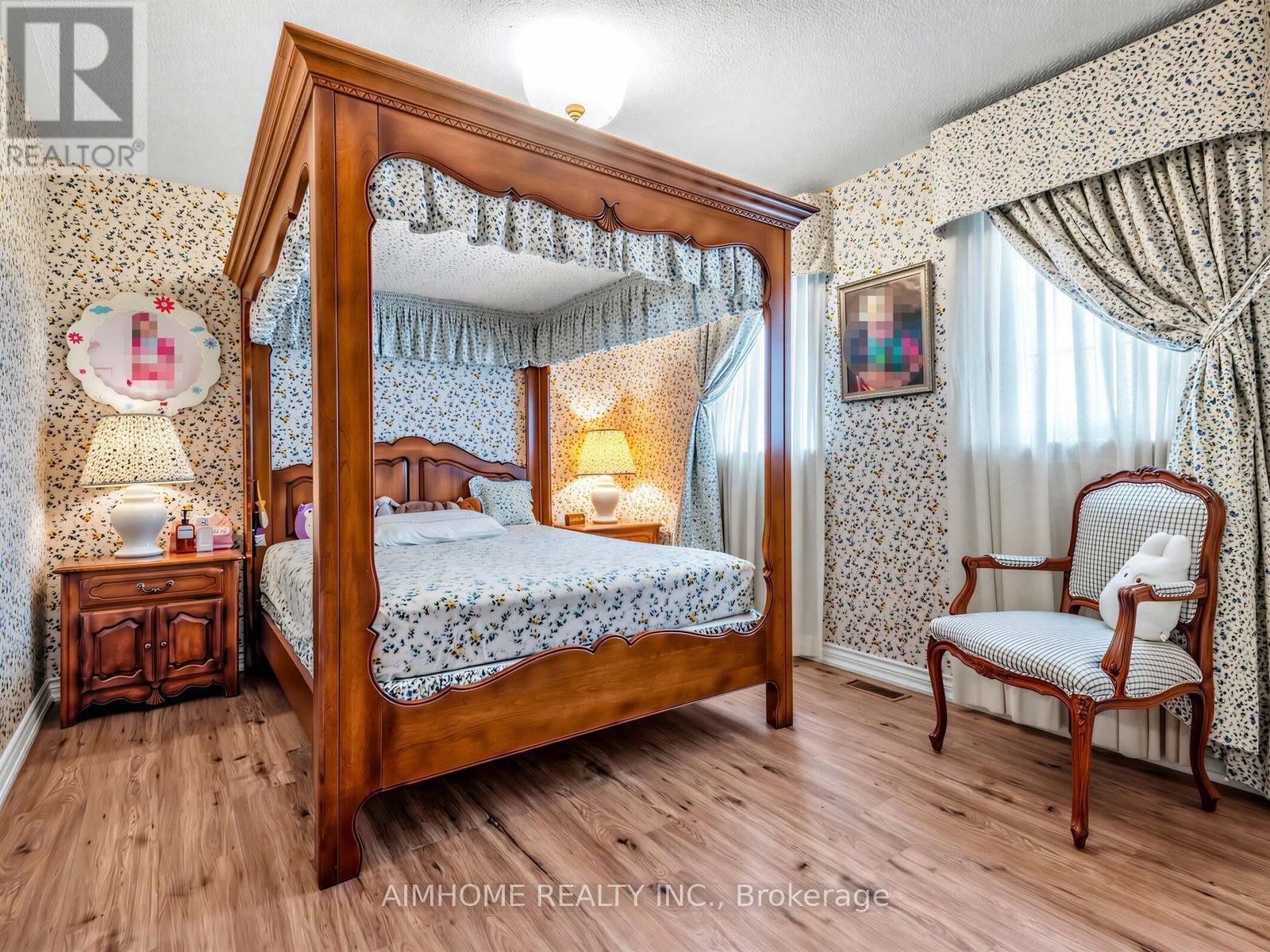 92 Braeside Square, Markham, ON - Indoor Photo Showing Bedroom