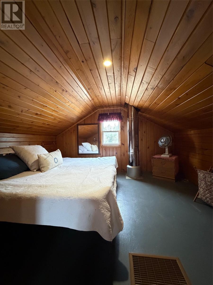 94-98 Main Street, Cow Head, NL - Indoor Photo Showing Bedroom