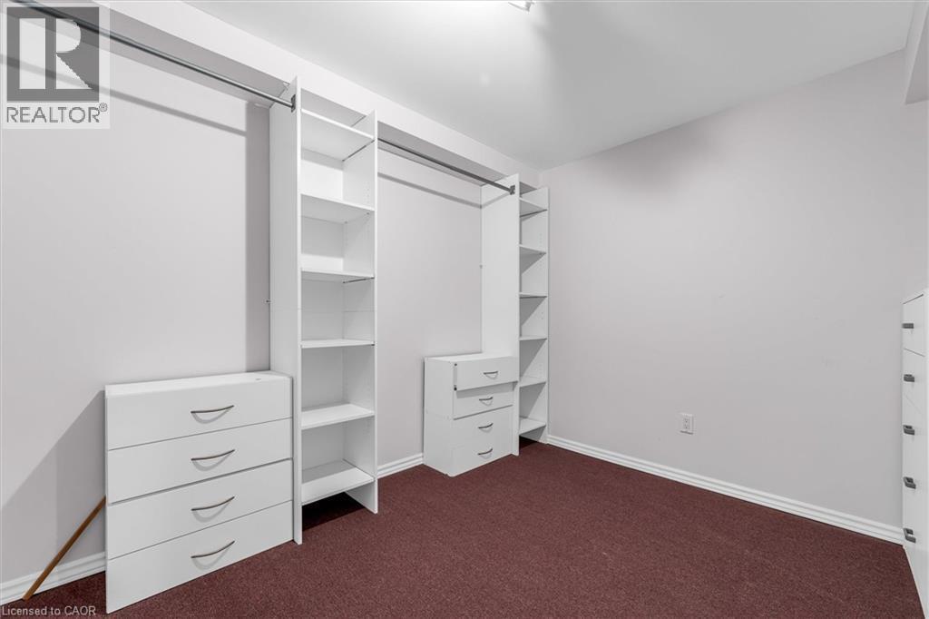 10 Davidson Boulevard Unit# 1, Dundas, ON - Indoor Photo Showing Other Room