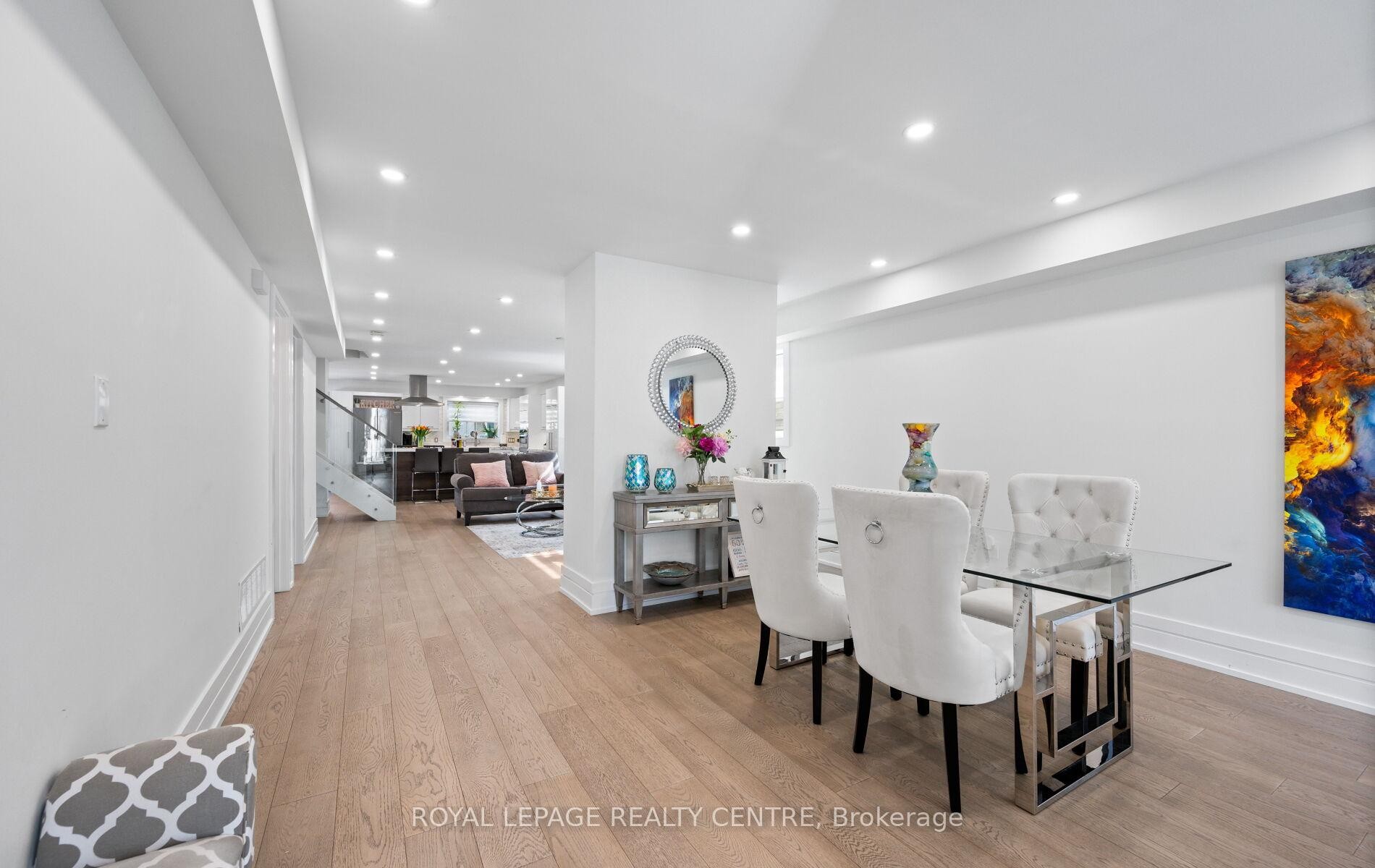 1071 Westmount Avenue, Mississauga, ON - Indoor