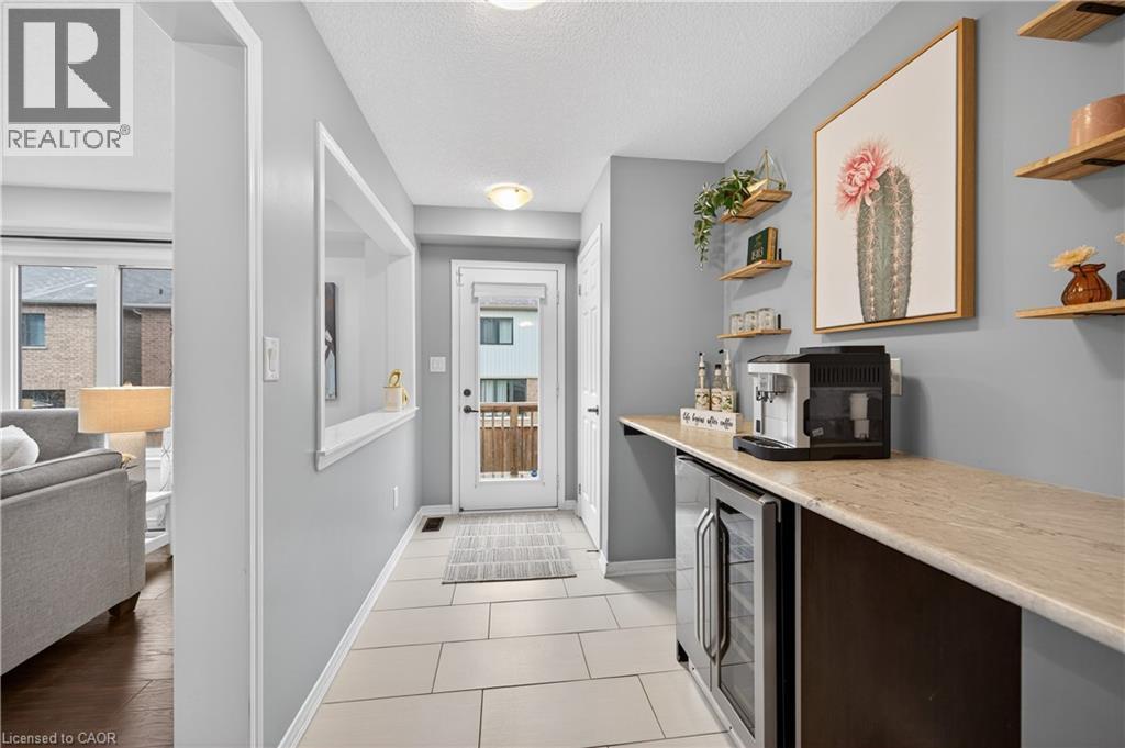 30 Patterson Drive, Caledonia, ON - Indoor