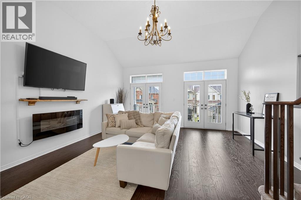 30 Patterson Drive, Caledonia, ON - Indoor Photo Showing Living Room With Fireplace