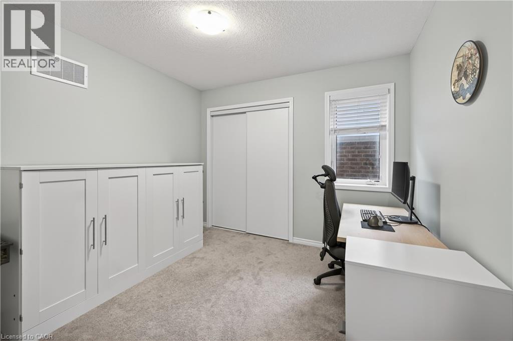 30 Patterson Drive, Caledonia, ON - Indoor