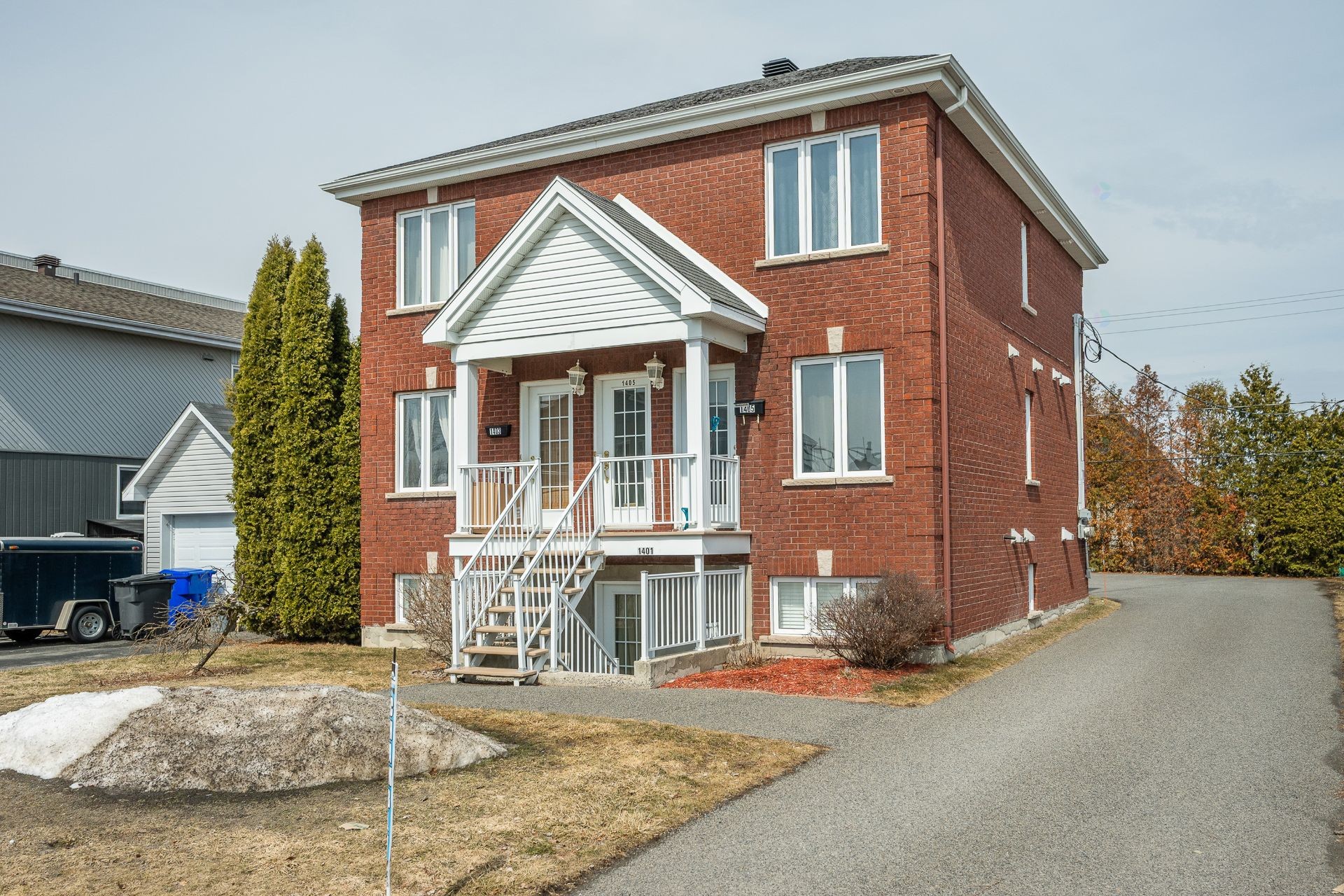 Front of Structure - 1405 Av. De Gentilly, Chambly, QC - Outdoor