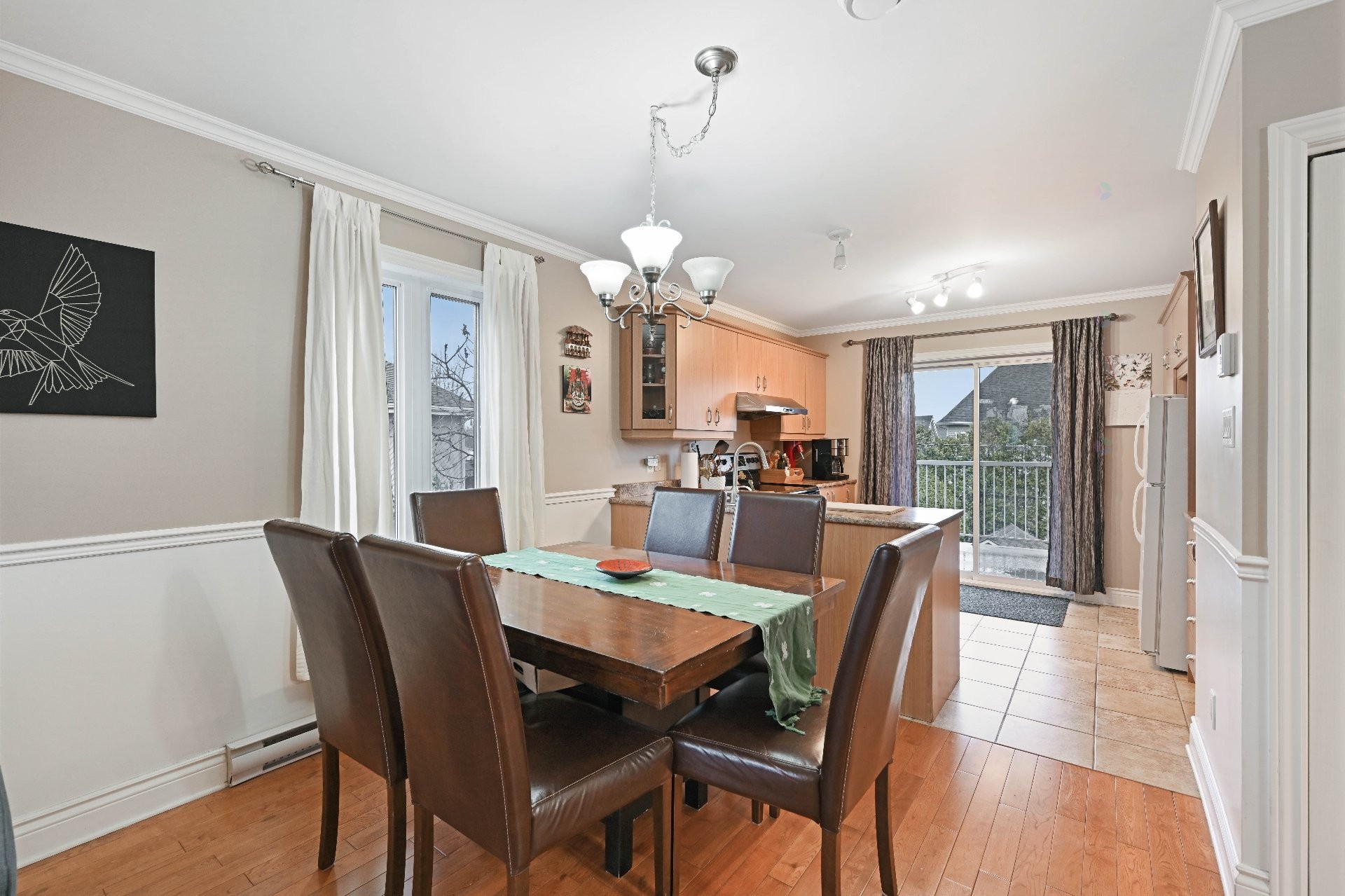 Dining Room - 1405 Av. De Gentilly, Chambly, QC - Indoor Photo Showing Dining Room