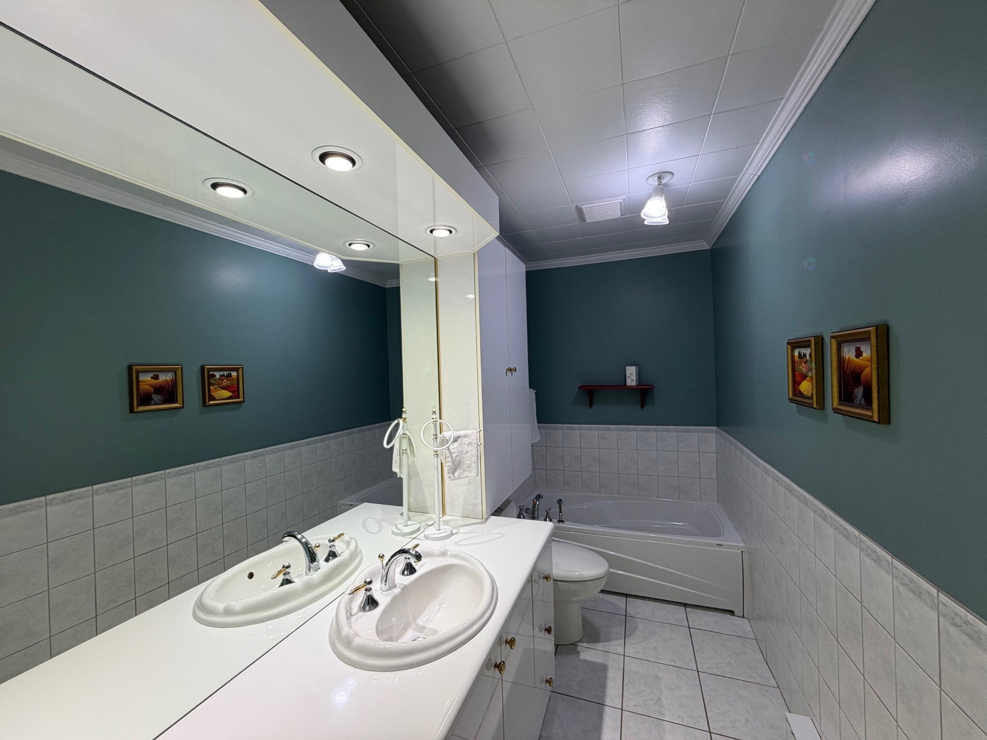 Salle de bains - 164 Rue St-Pie-X, Paspébiac, QC - Indoor Photo Showing Bathroom