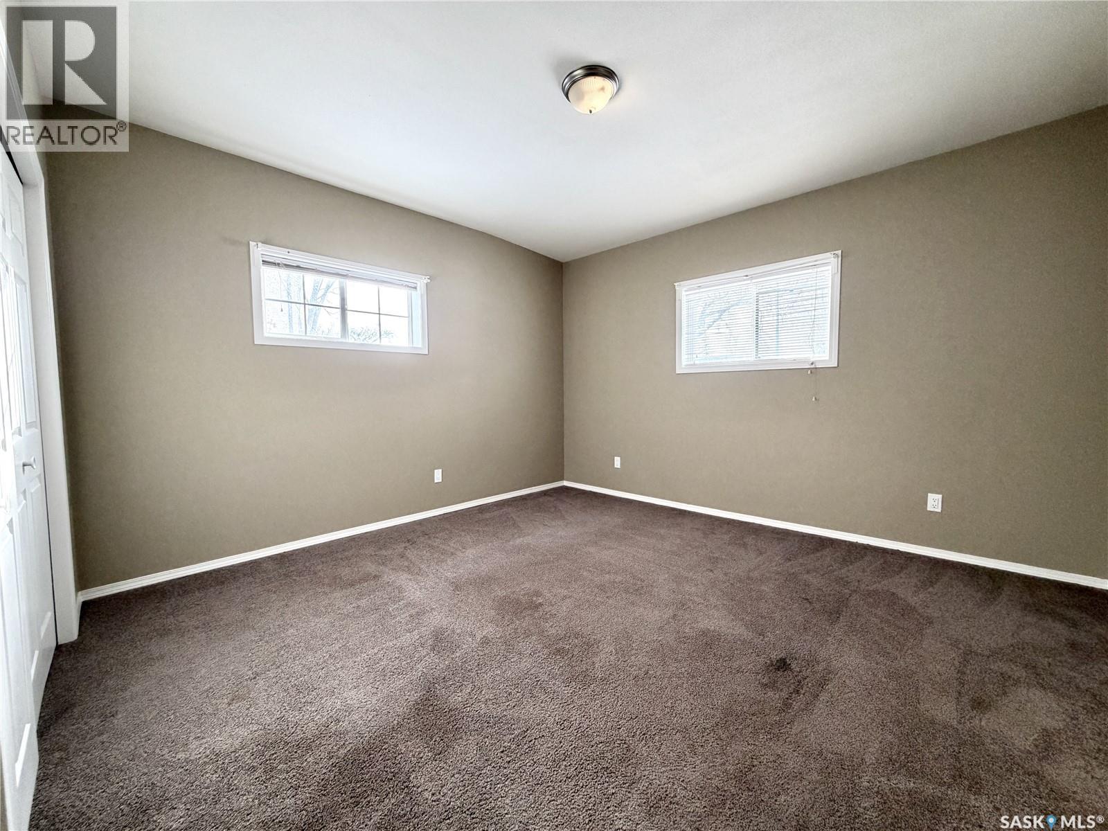 328 Q Avenue S, Saskatoon, SK - Indoor Photo Showing Other Room