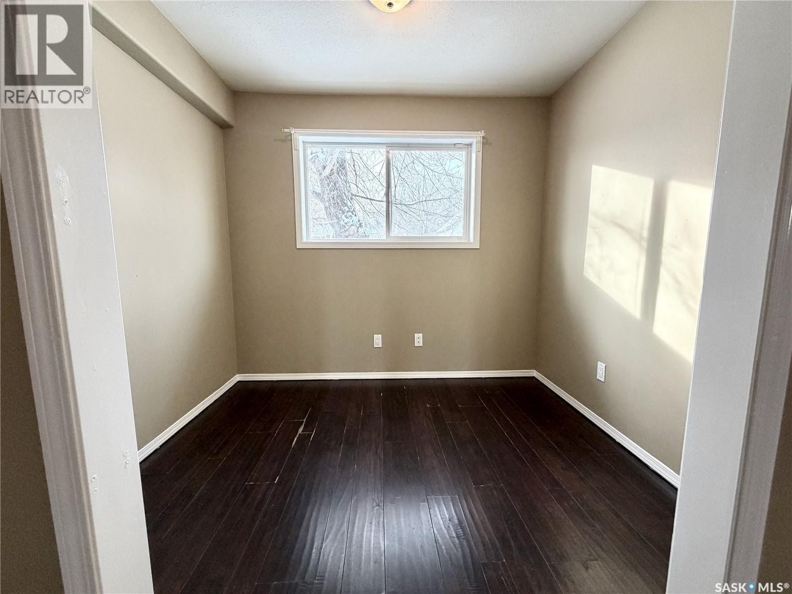 328 Q Avenue S, Saskatoon, SK - Indoor Photo Showing Other Room