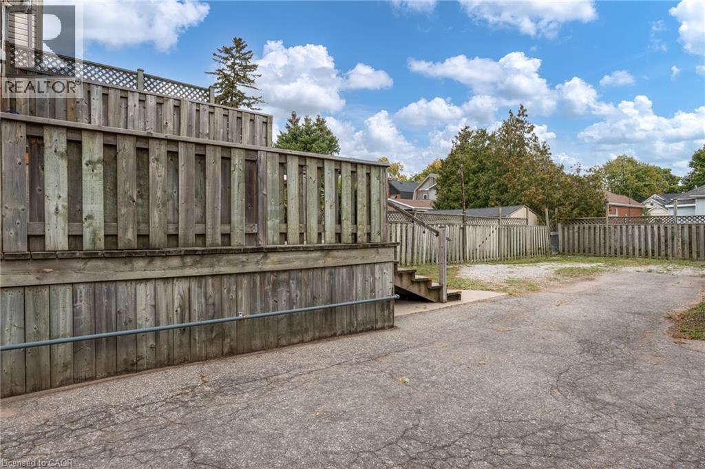 37 Cliff Avenue, Hamilton, ON - Outdoor