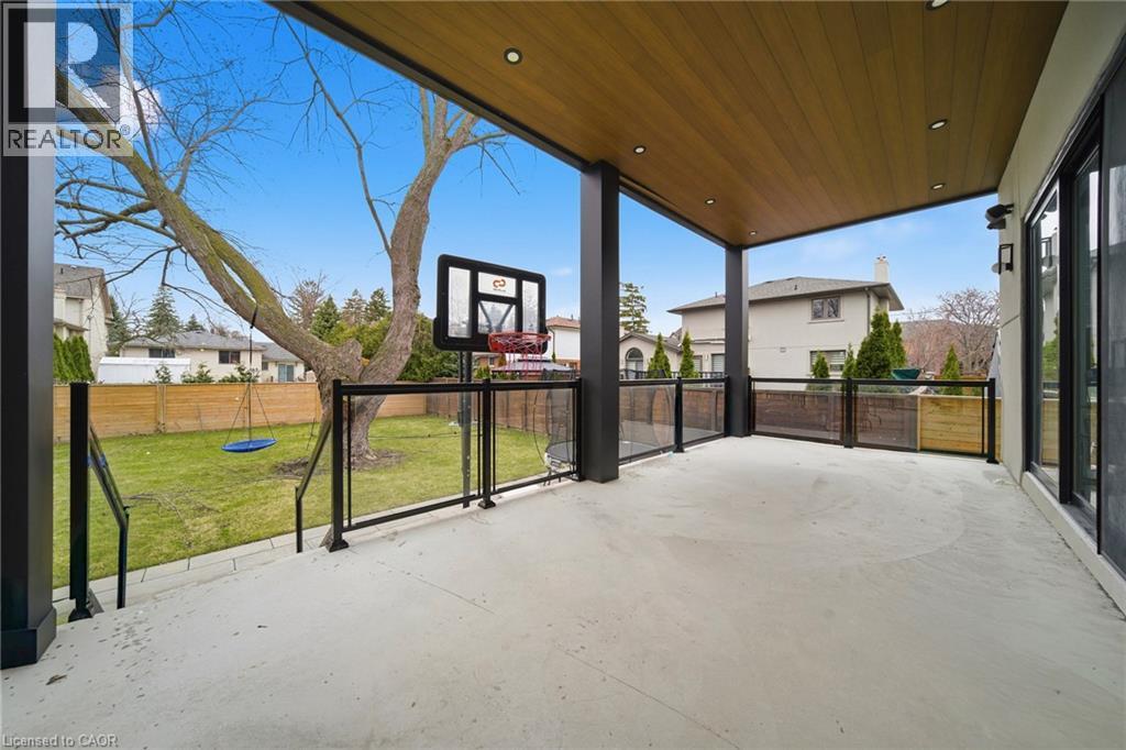 View of patio with a residential view - 2556 Glengarry Road, Mississauga, ON - Outdoor With Exterior