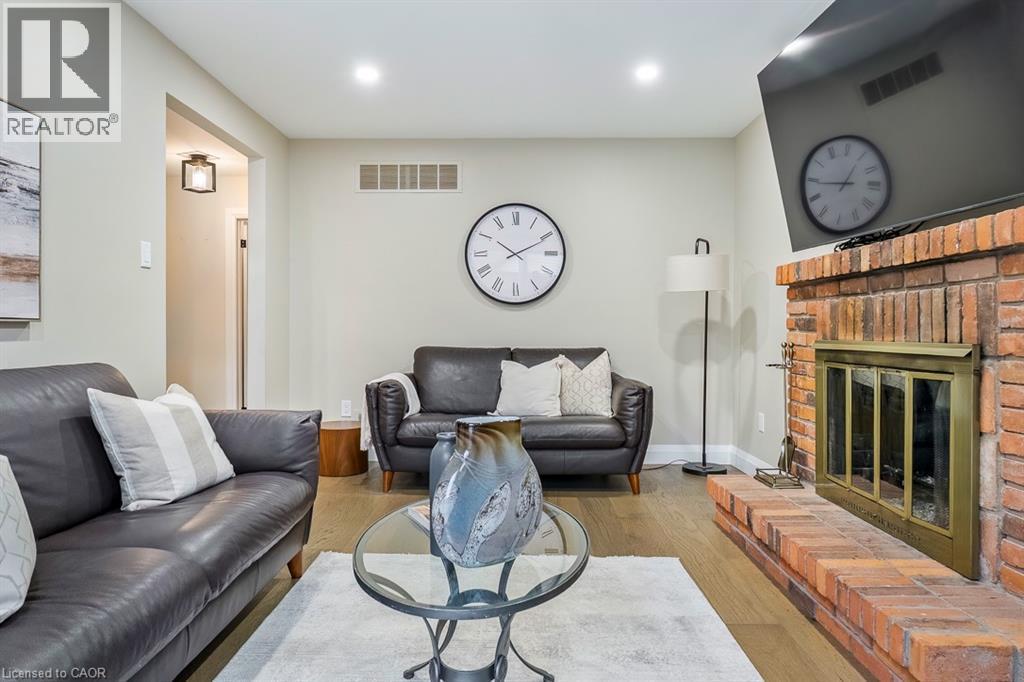 1 Parkway Place, Hamilton, ON - Indoor With Fireplace