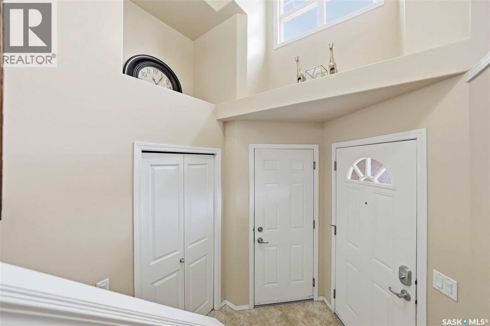215 Snell Crescent, Saskatoon, SK - Indoor Photo Showing Other Room