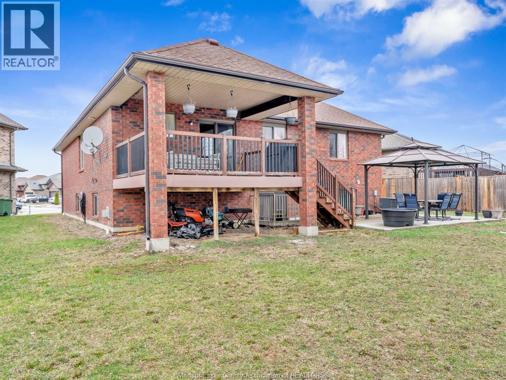 4795 Periwinkle Crescent, Windsor, ON - Outdoor