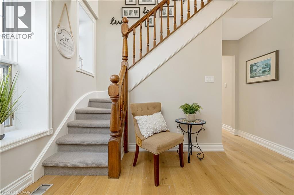 6827 Second Line, Fergus, ON - Indoor Photo Showing Other Room