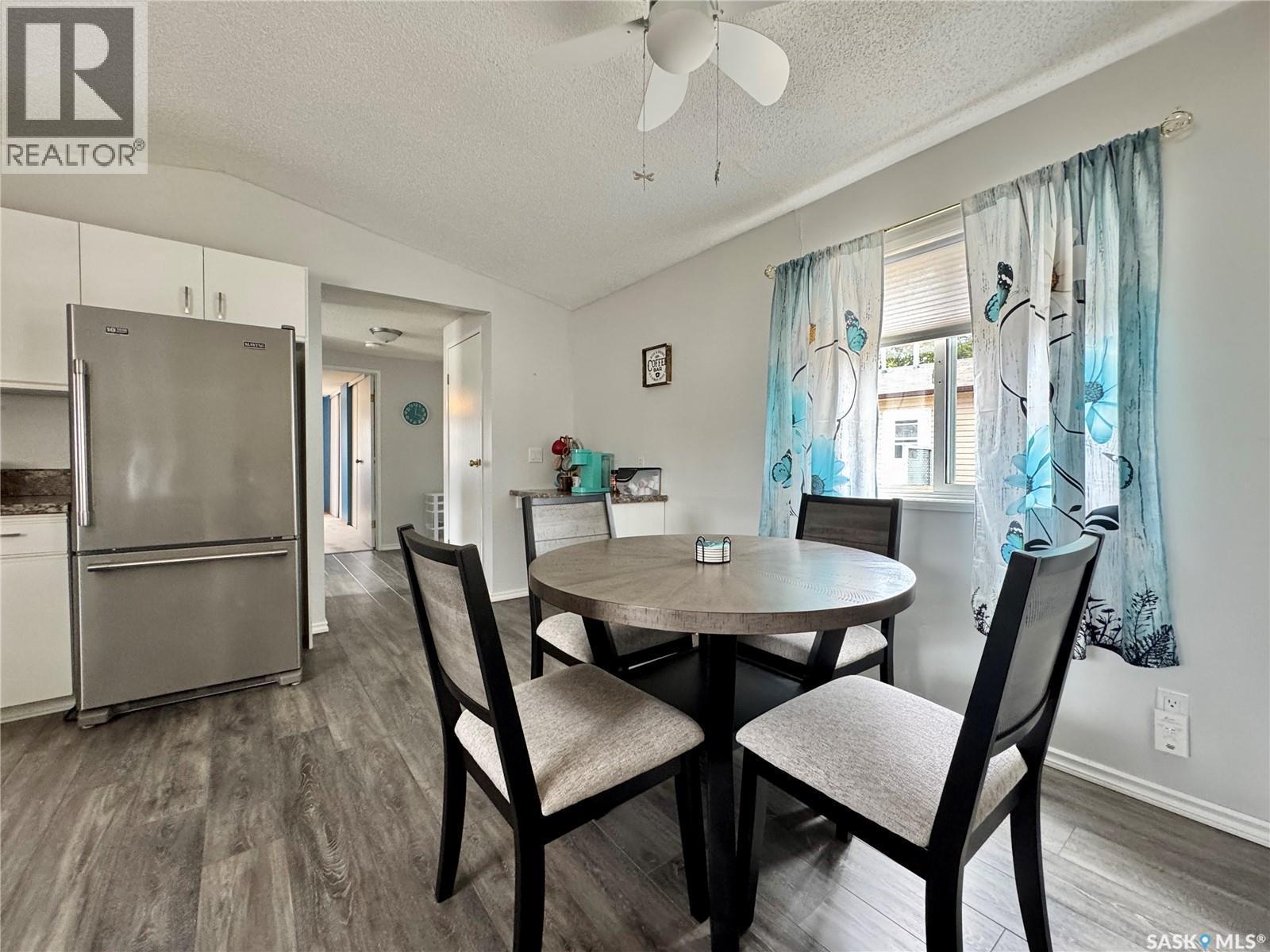 317 Riedel Avenue E, Langenburg, SK - Indoor Photo Showing Dining Room