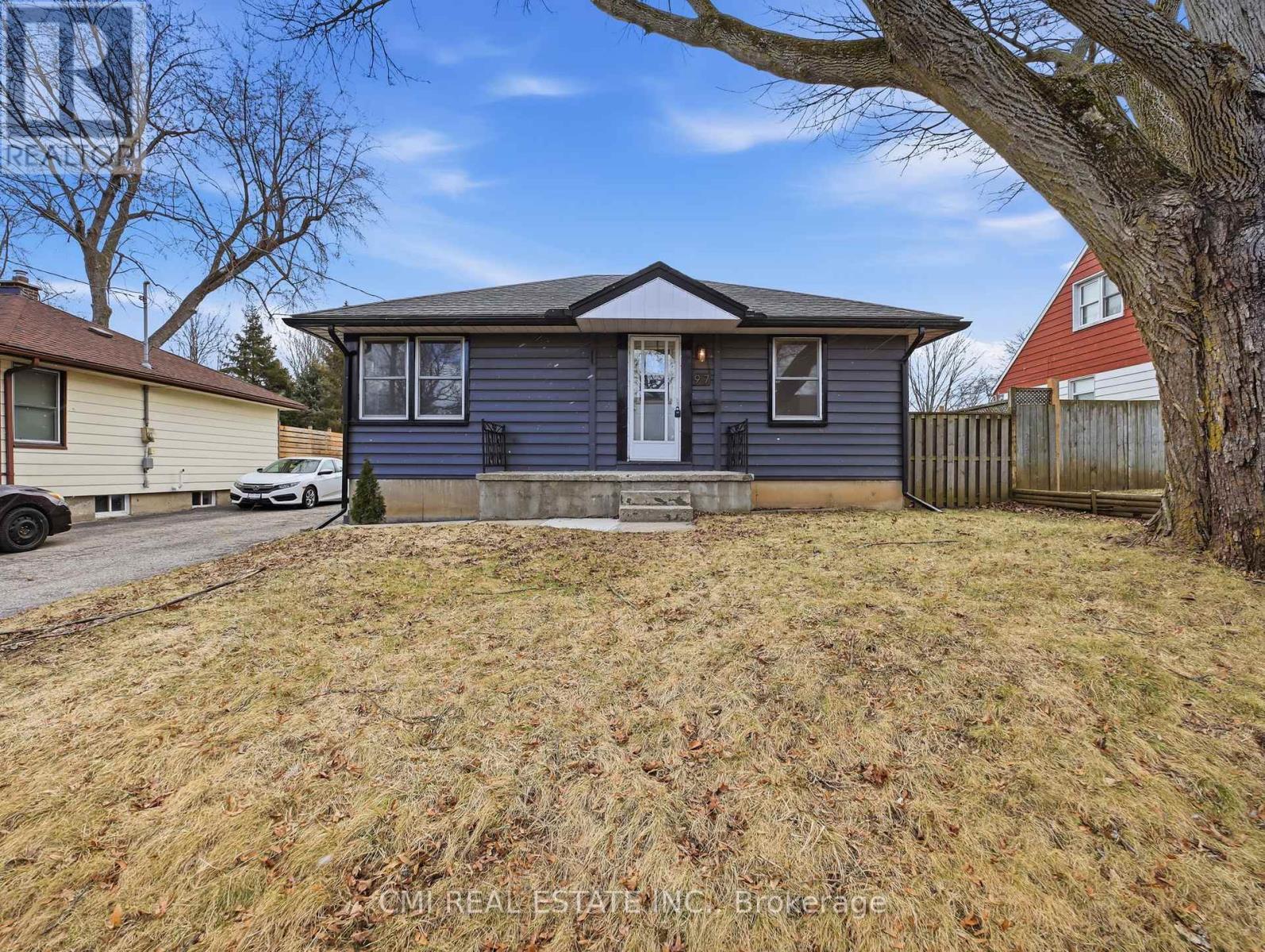 97 Stewart Avenue, Cambridge, ON - Outdoor