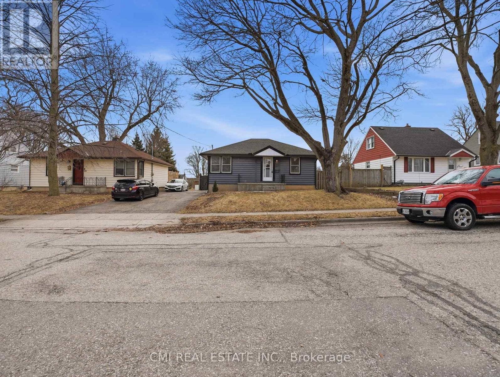 97 Stewart Avenue, Cambridge, ON - Outdoor