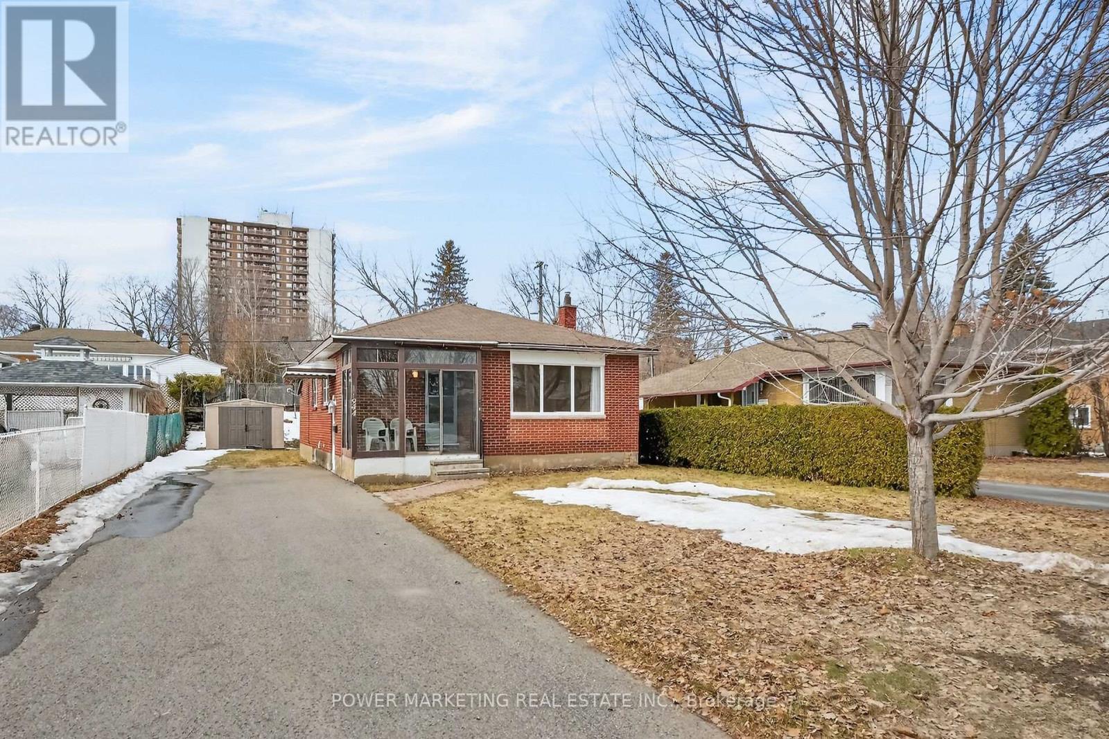 944 Eve Street, Ottawa, ON - Outdoor