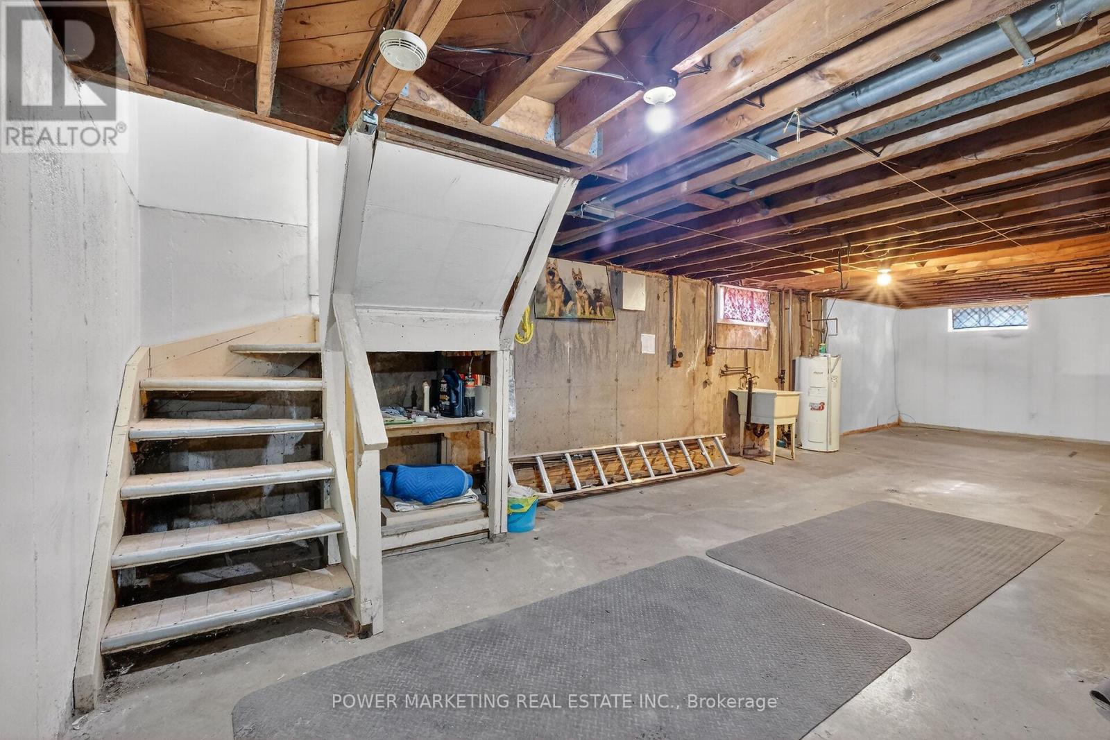 944 Eve Street, Ottawa, ON - Indoor Photo Showing Basement