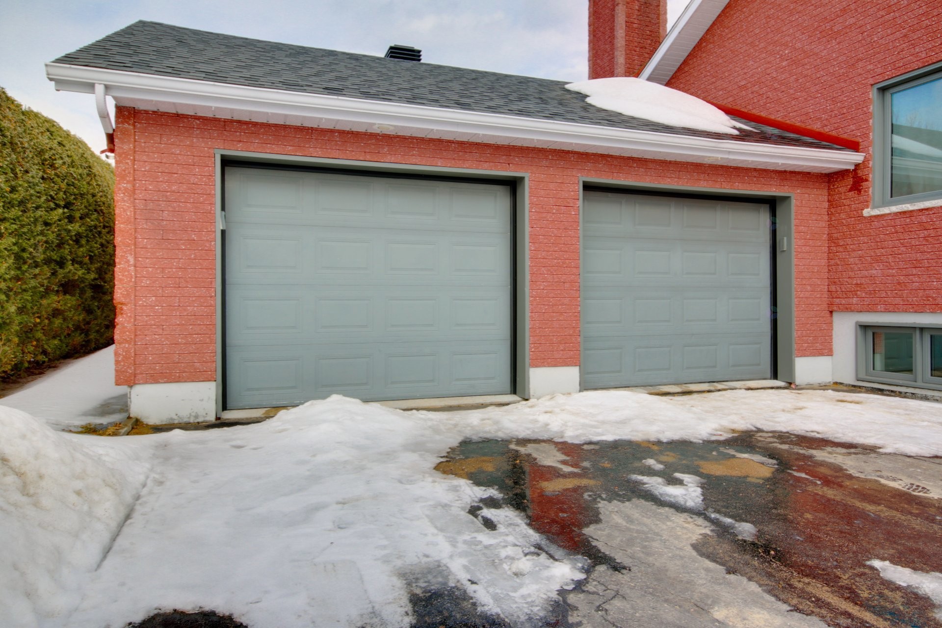 Garage - 371 Rue St-Maurice, Saint-Séverin, QC - Outdoor With Exterior