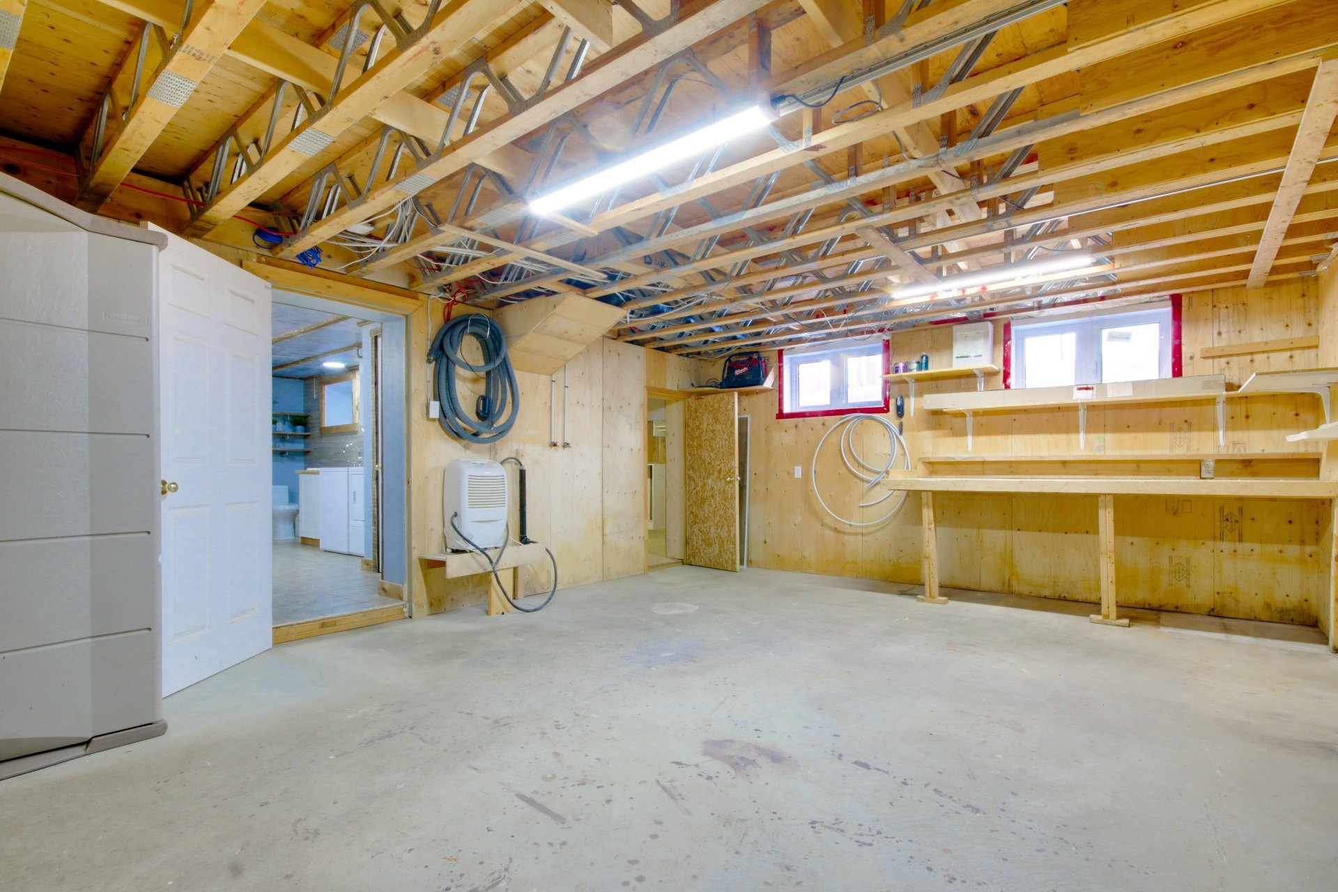 Sous-sol - 371 Rue St-Maurice, Saint-Séverin, QC - Indoor Photo Showing Basement
