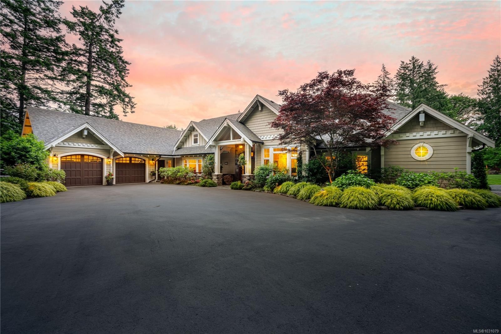 441 Glendower Rd, Saanich, BC