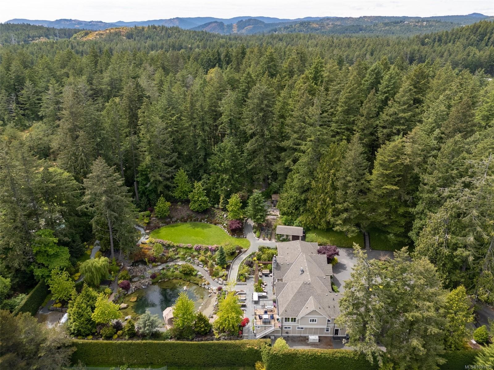 441 Glendower Rd, Saanich, BC