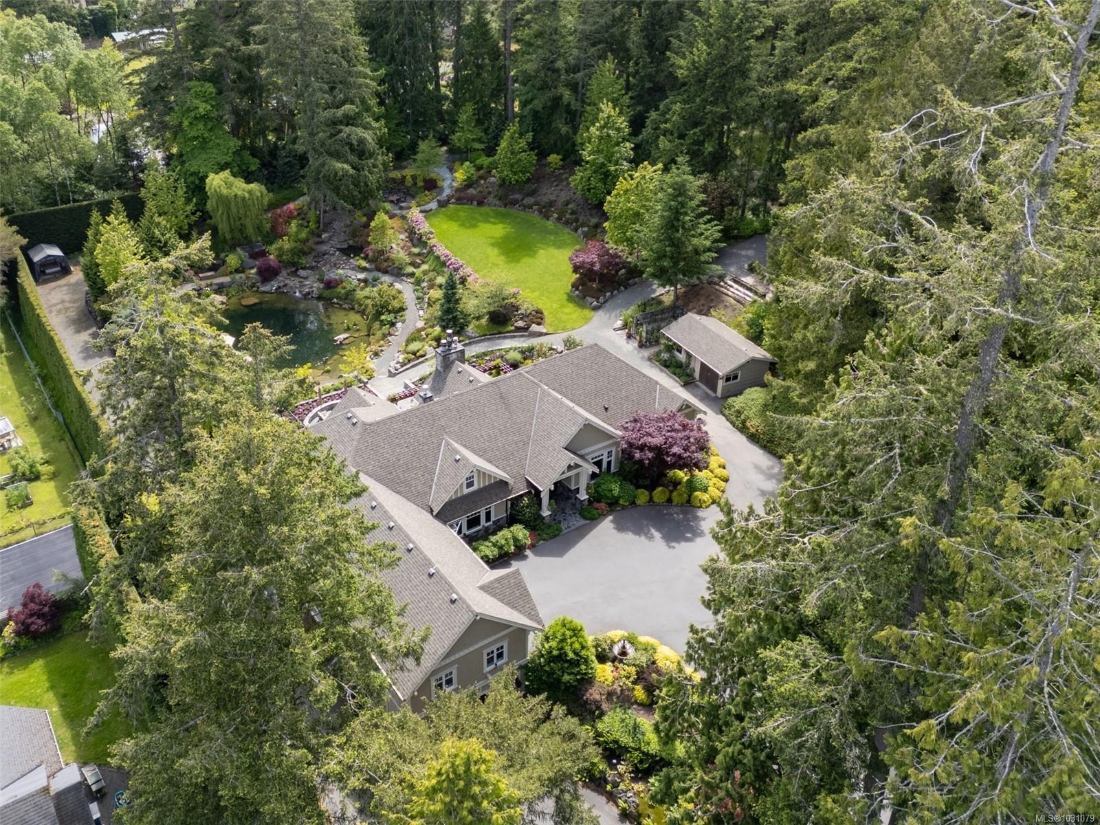 441 Glendower Rd, Saanich, BC