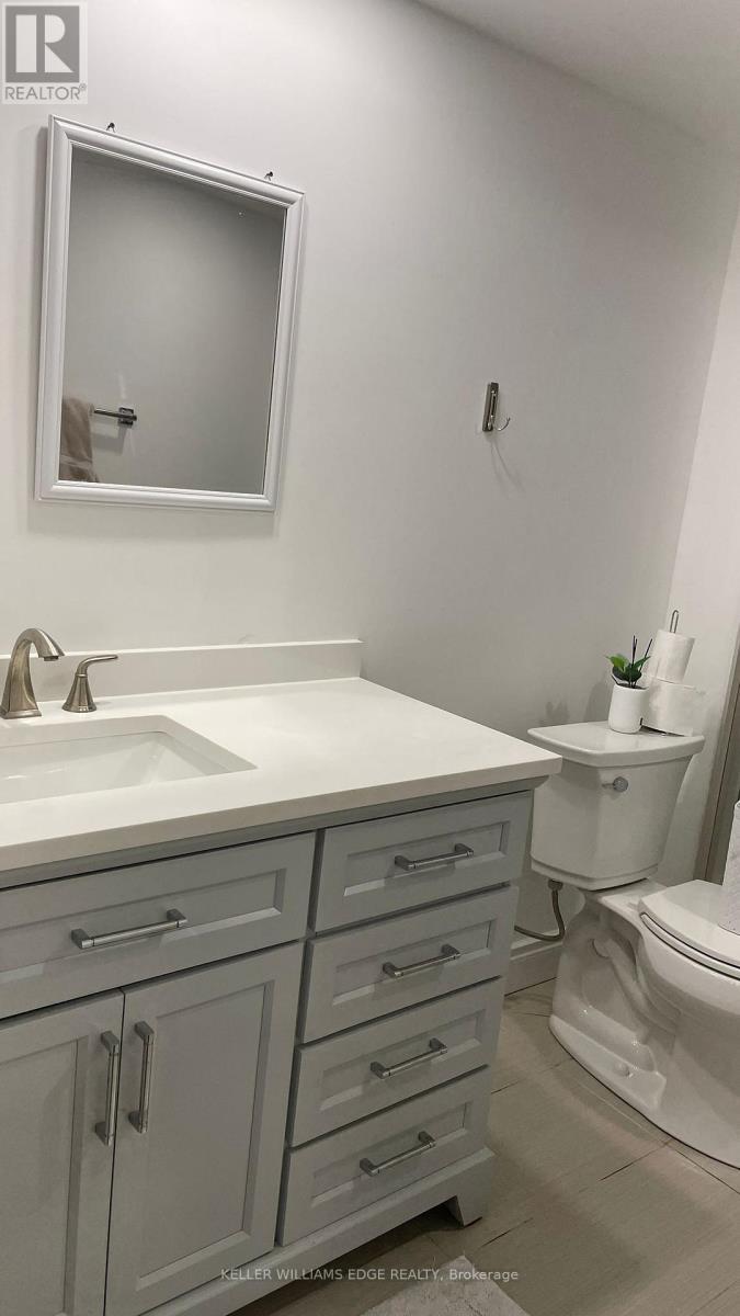 12 - 4026 Longmoor Drive, Burlington, ON - Indoor Photo Showing Bathroom