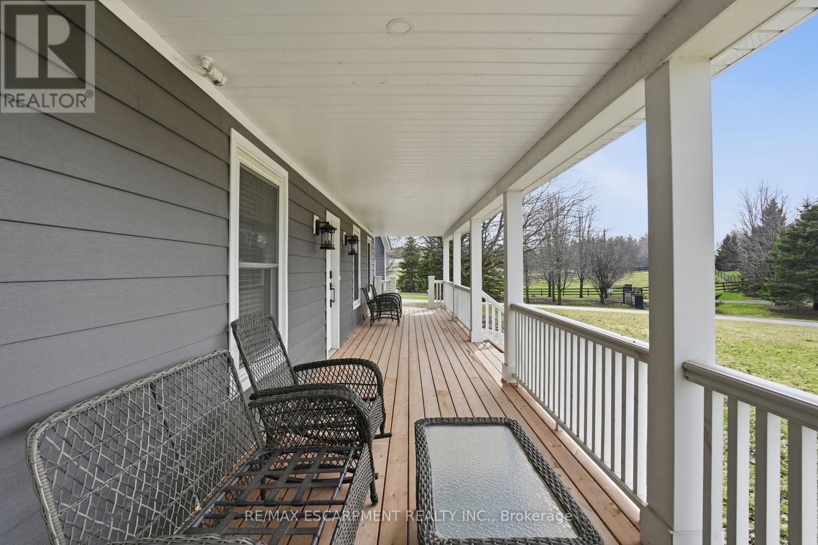 192 Concession 14 E, Hamilton, ON - Outdoor With Exterior