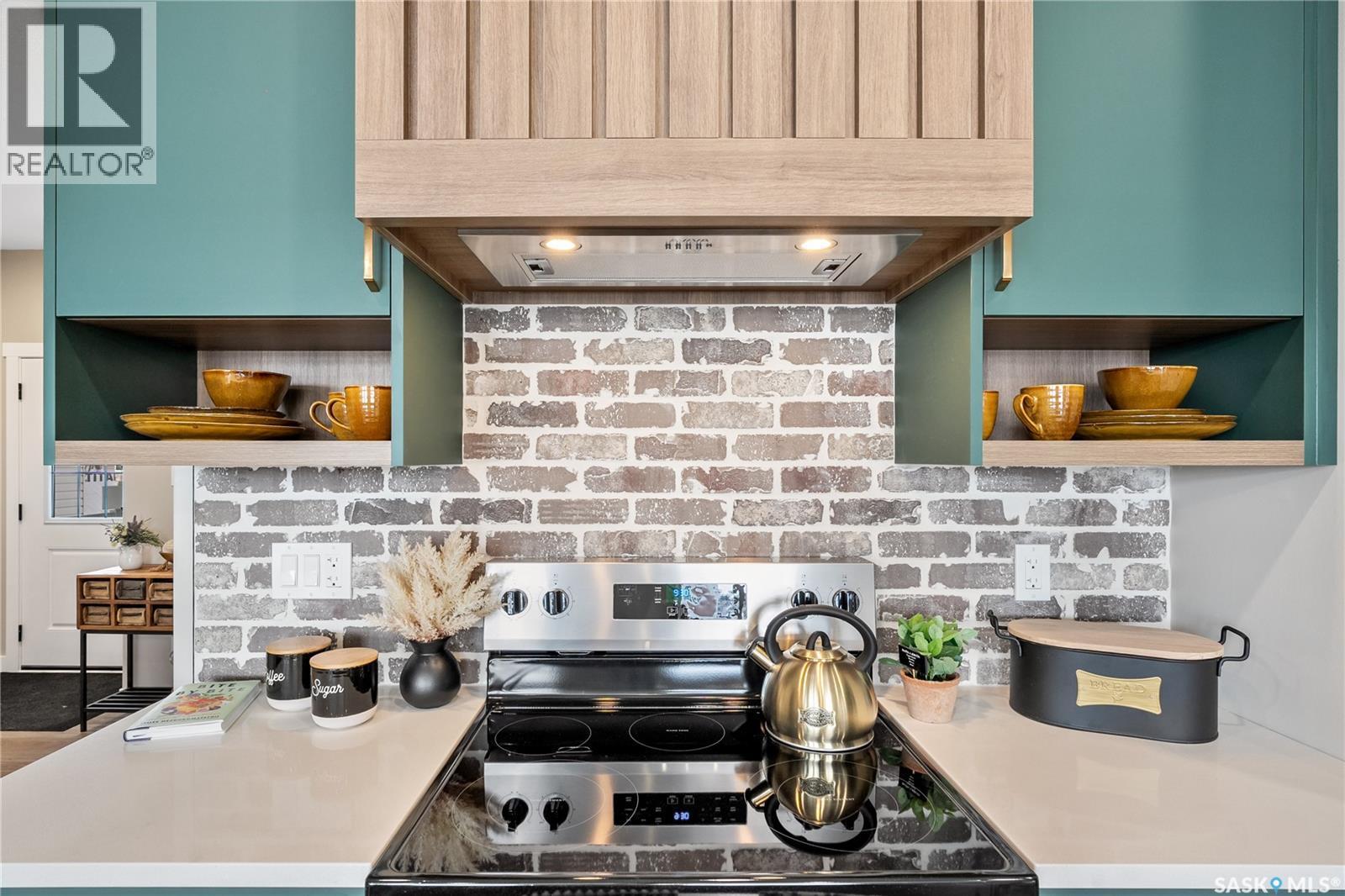 2994 Dumont Way, Regina, SK - Indoor Photo Showing Kitchen