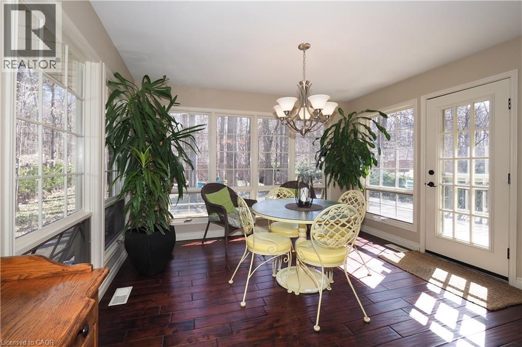 24 Primrose Path, Kitchener, ON - Indoor Photo Showing Dining Room