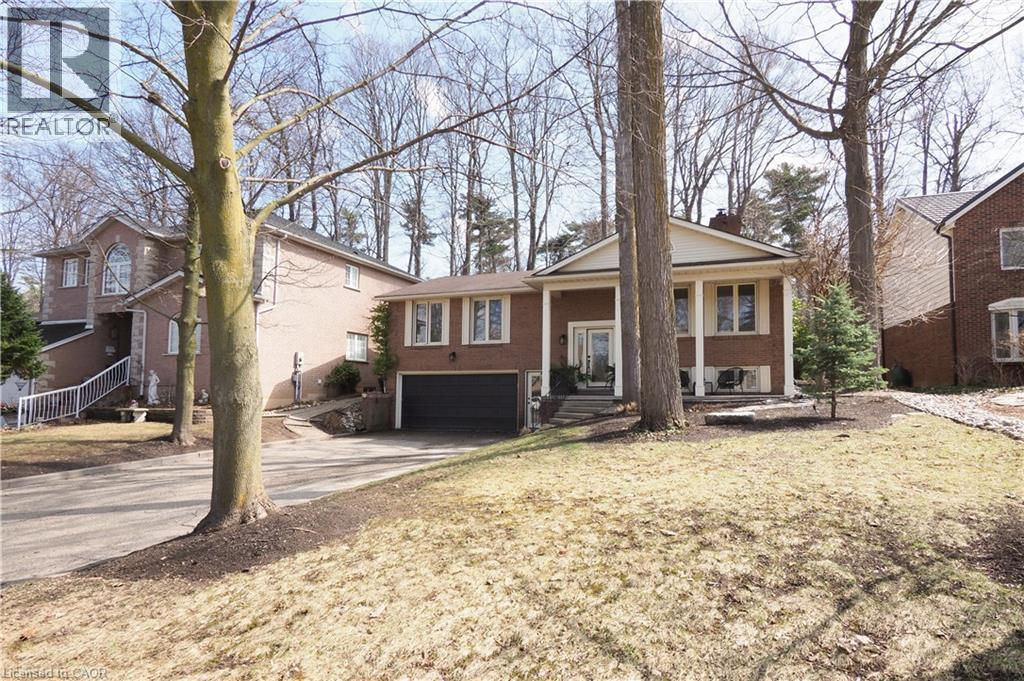 24 Primrose Path, Kitchener, ON - Outdoor With Facade