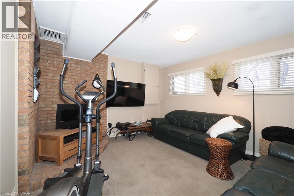 24 Primrose Path, Kitchener, ON - Indoor