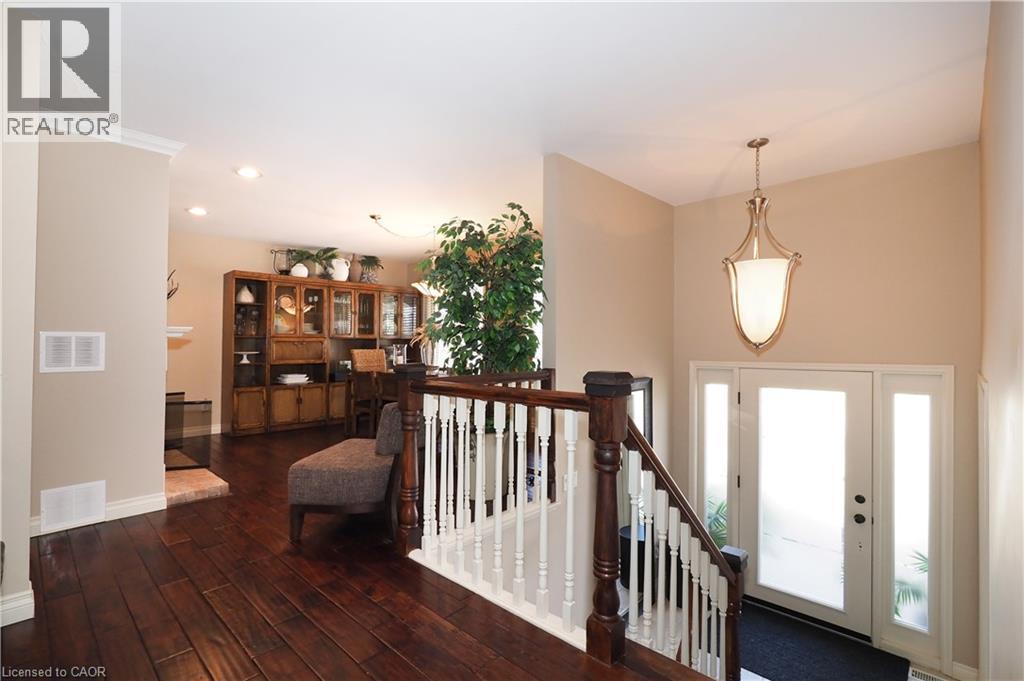 24 Primrose Path, Kitchener, ON - Indoor Photo Showing Other Room