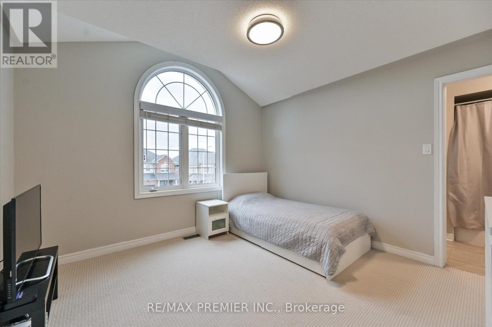 170 Ascalon Drive, Vaughan, ON - Indoor Photo Showing Bedroom