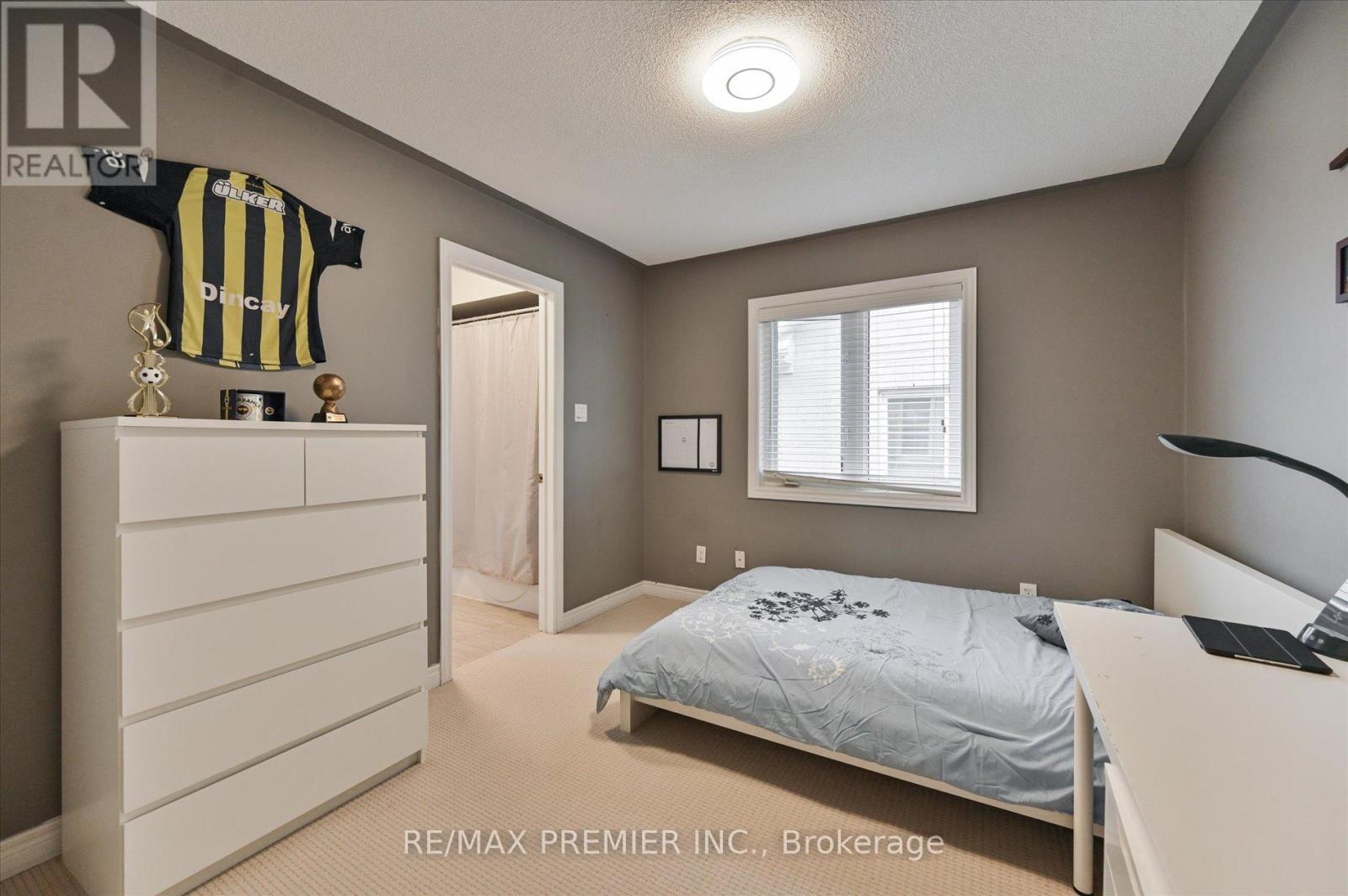 170 Ascalon Drive, Vaughan, ON - Indoor Photo Showing Bedroom