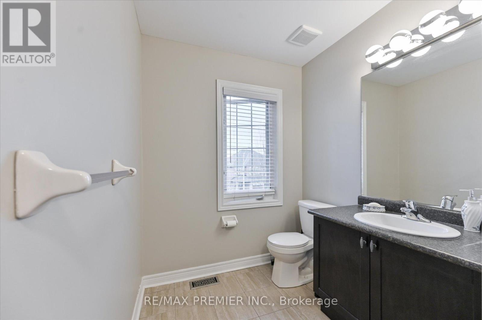 170 Ascalon Drive, Vaughan, ON - Indoor Photo Showing Bathroom