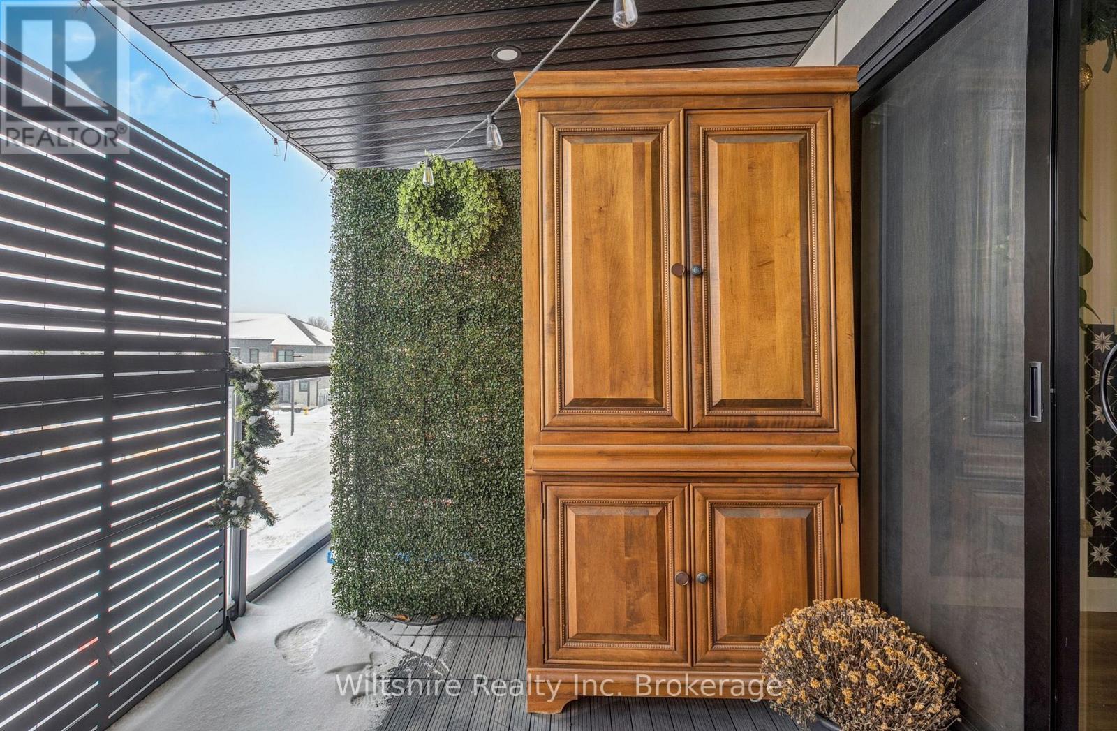 1105 - 361 Quarterline Road, Tillsonburg, ON - Outdoor With Exterior