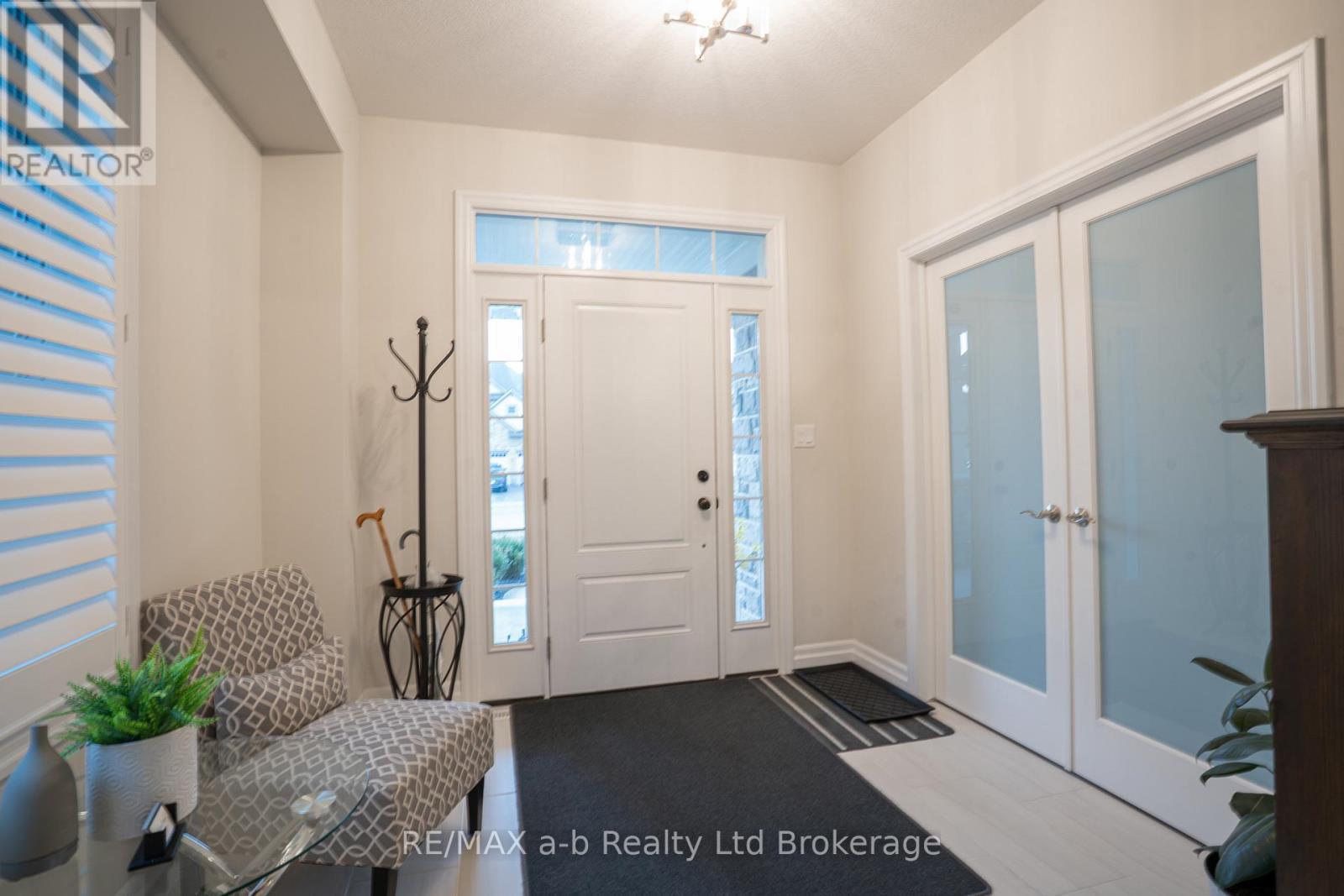 30 Brookside Lane, Tillsonburg, ON - Indoor Photo Showing Other Room