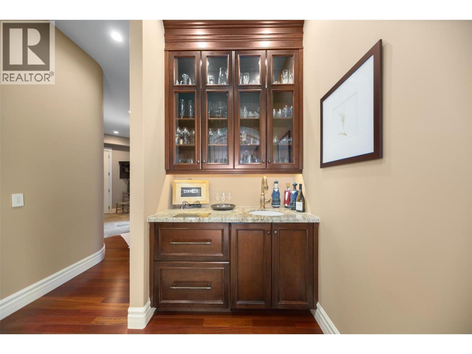 225 Swick Road, Kelowna, BC - Indoor Photo Showing Other Room